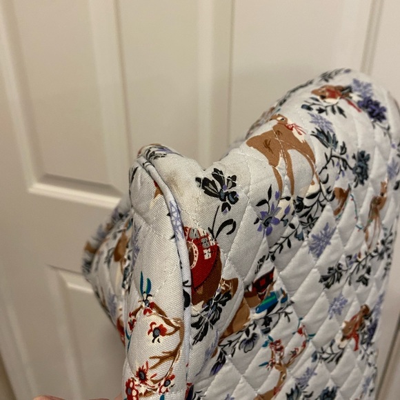 Vera Bradley Winter Reindeer Weekender Travel Bag NWT *See Description* - Picture 6 of 15